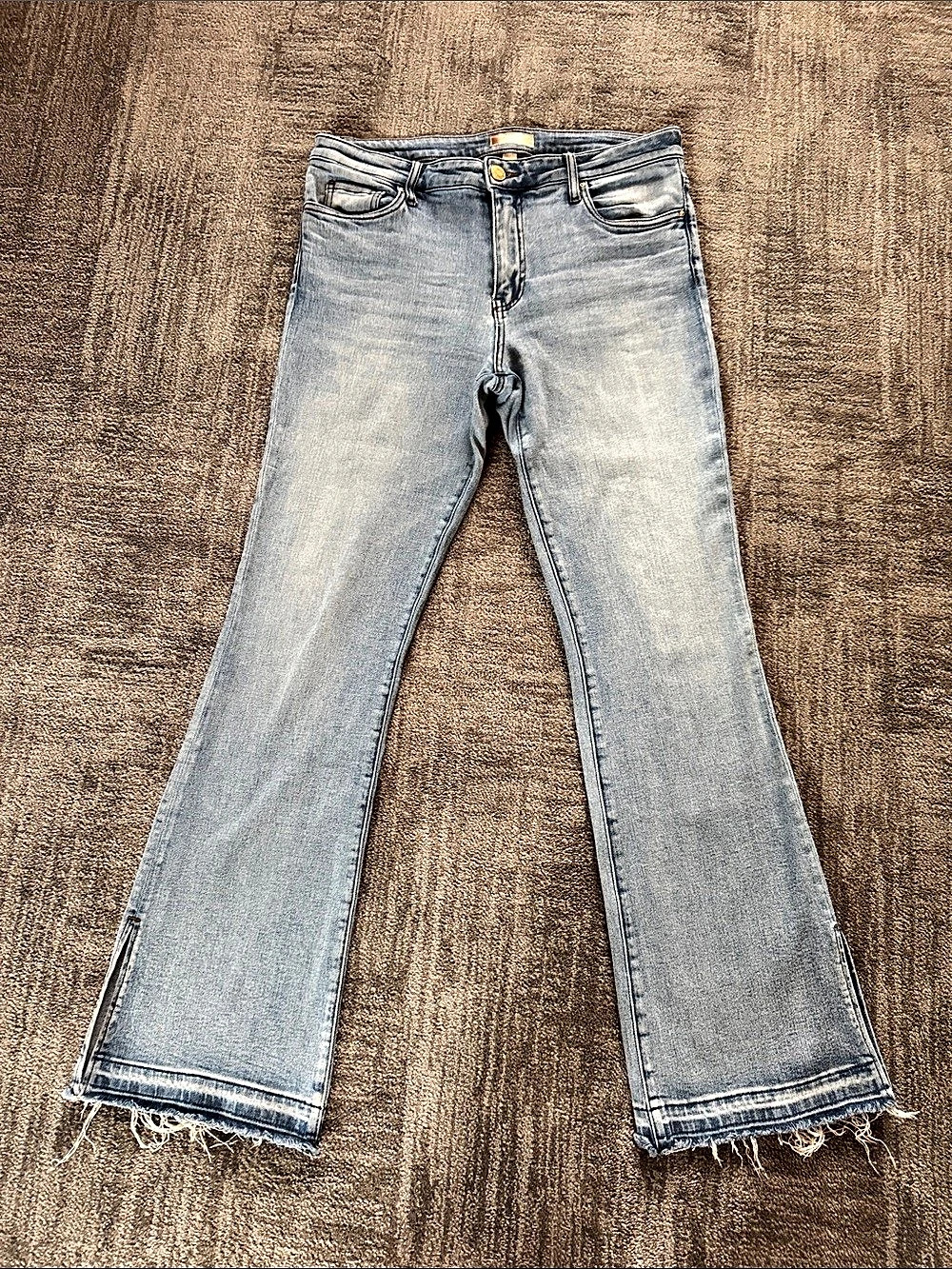 Kut from the Kloth Stella High Rise Flare Jeans in Blue Size 10